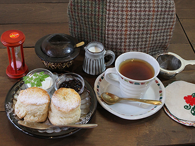 tea room kotori クリームティセット